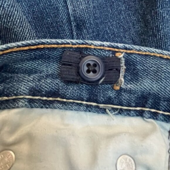 Levi's Boys' 511 Slim Fit Denim Adjustable Short Size 12 - Picture 7 of 7